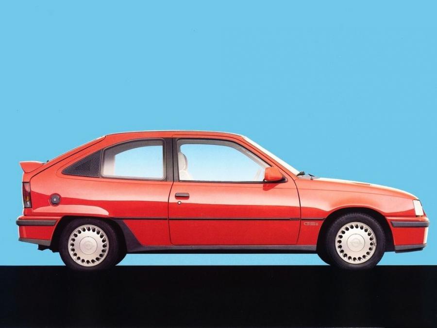  Opel Kadett GSi 3-Door (E) 1984 года  (фото 5 из 9)